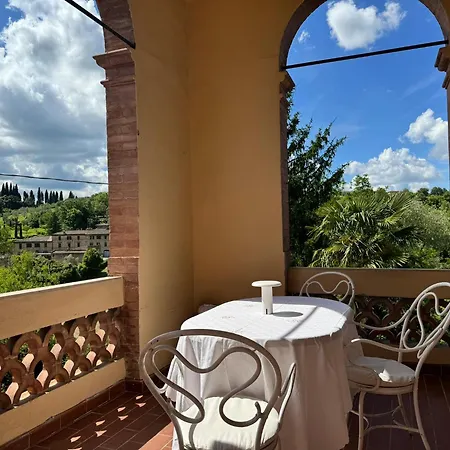 דירה Le Logge Di Caprera סיינה