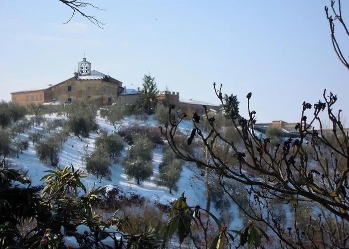 Le Logge Di Caprera * Siena
